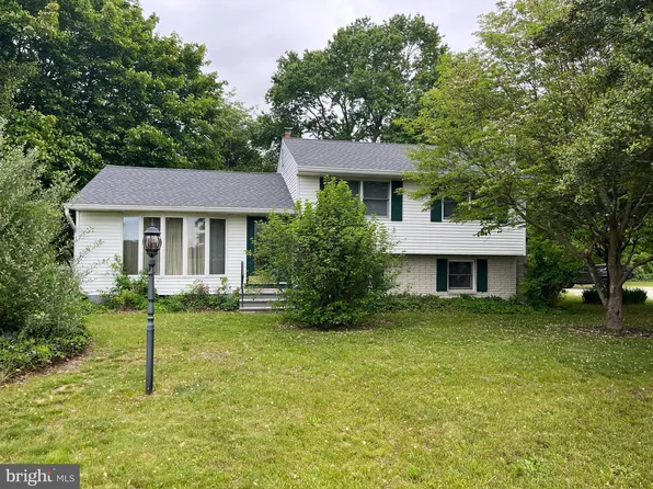 717 Willow Grove Rd, Monroeville, NJ 08343