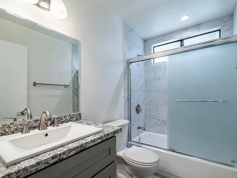 621 E Lomita Ave #A — Photo 19