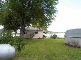 7085 S 20 E, Wolcottville, IN 46795