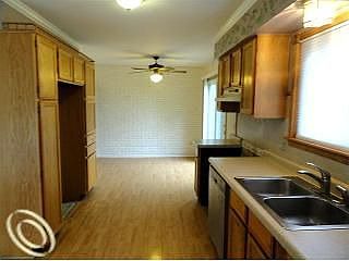 5th image of 2433 Gemini Dr