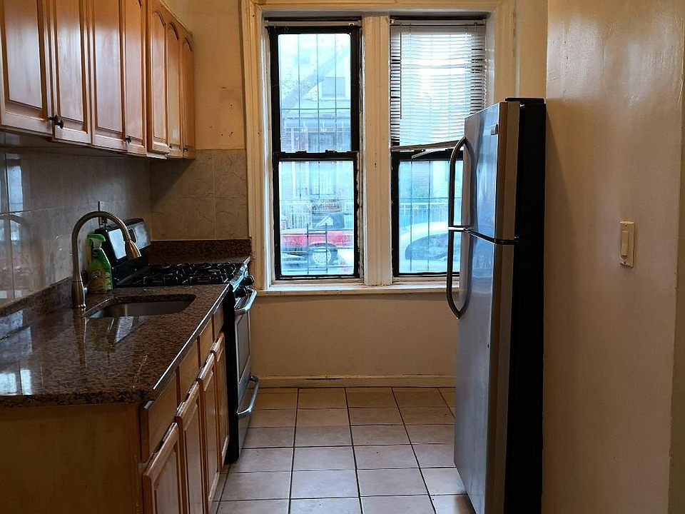 2nd image of 6923 20th Ave #3