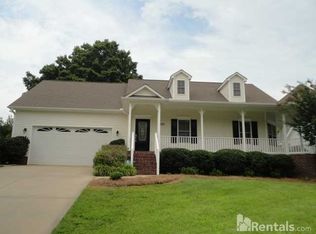 2369 Topaz Ln, High Point, NC 27265
