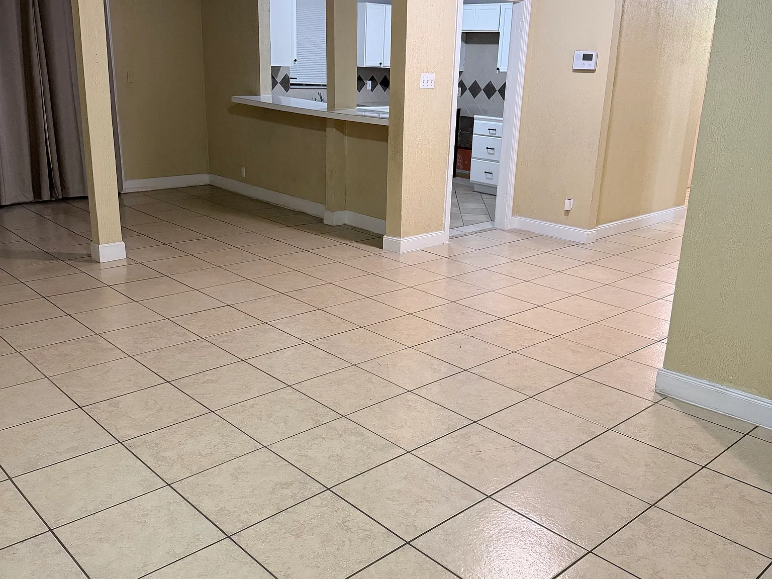 3 bed, 1116 sqft, $1,500 — Photo 3