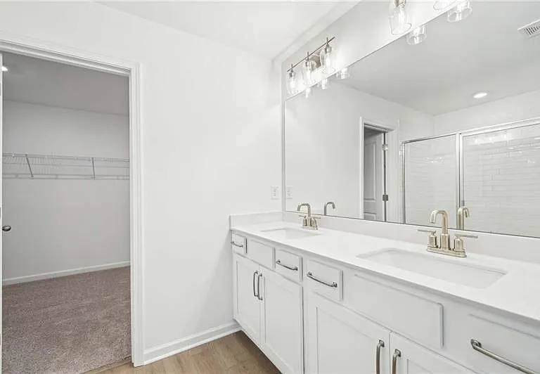320 Silverleaf Trl — Photo 36