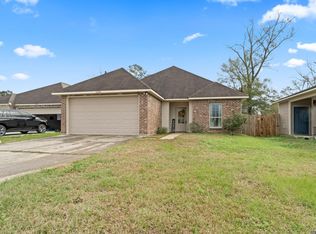 32490 Lake Pointe Blvd, Denham Springs, LA 70706