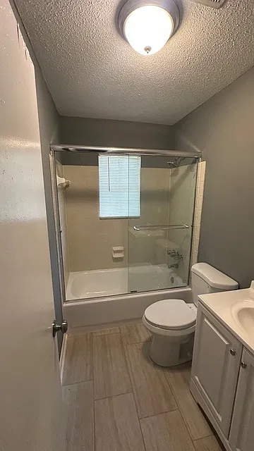 3 bed, 969 sqft, $985 — Photo 4