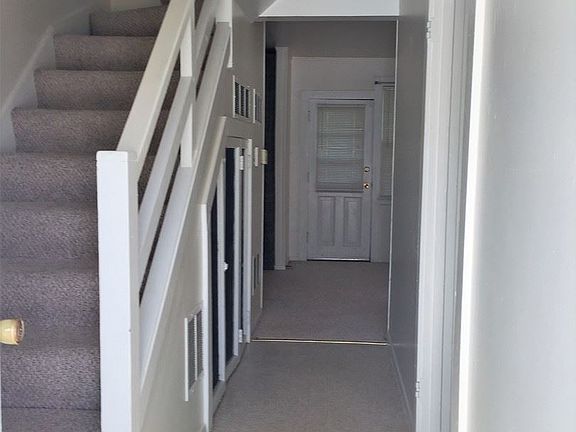 2nd image of 730 W 1st St