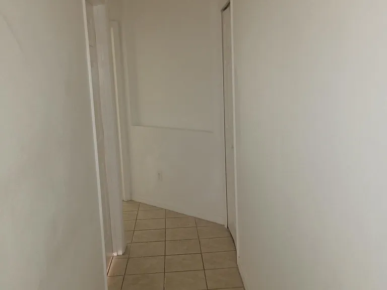 Walk way