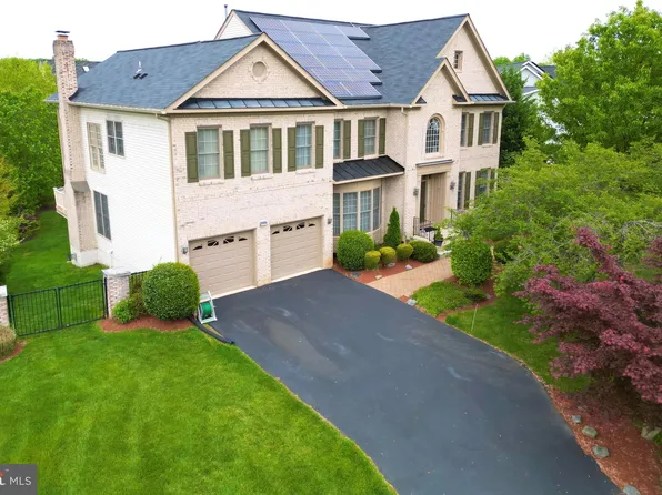 17507 Carlson Farm Ct, Germantown, MD 20874