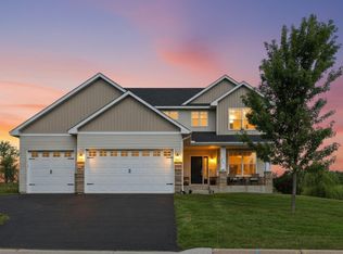 2206 Longhorn Ln, Buffalo, MN 55313