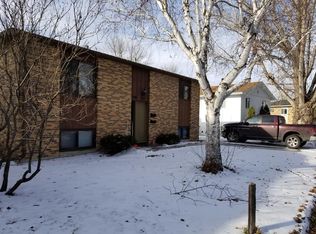 717 21st St S, Fargo, ND 58103