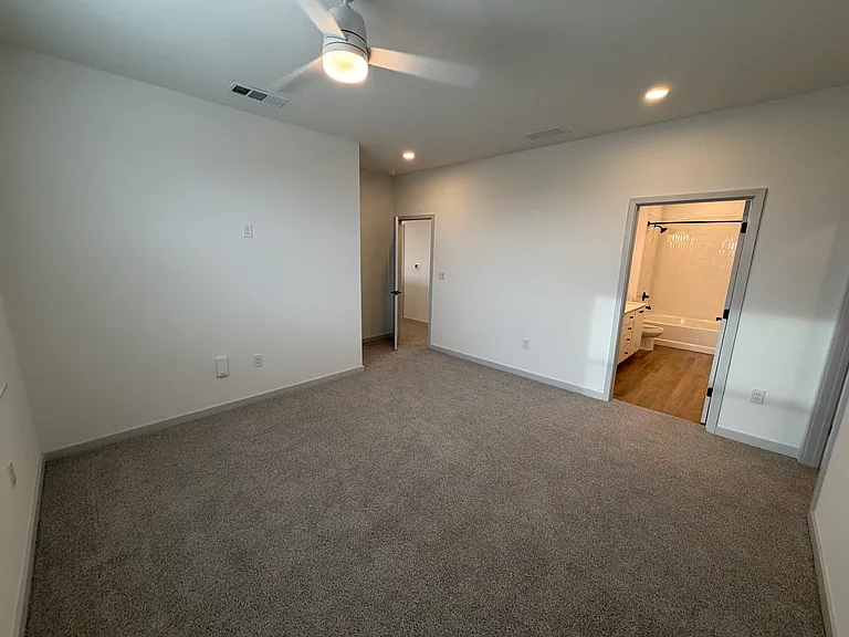 Barbarosa Rd — Photo 24