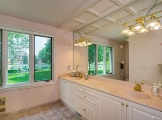 9231 Plymouth Ann Arbor Rd, Plymouth, MI 48170