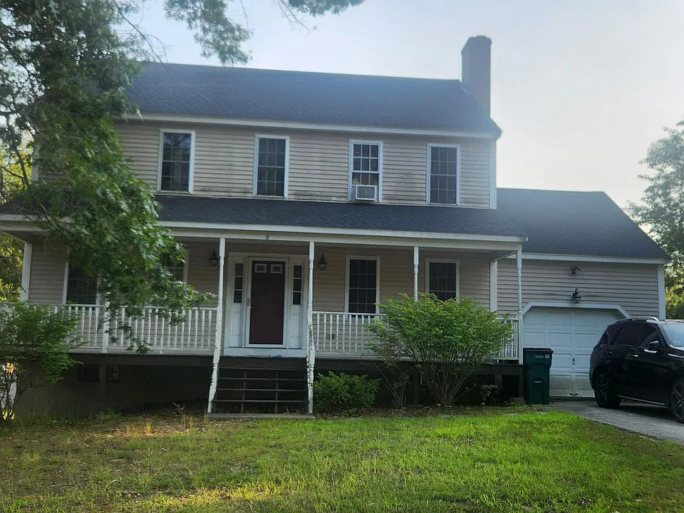 6 Mohawk Ave