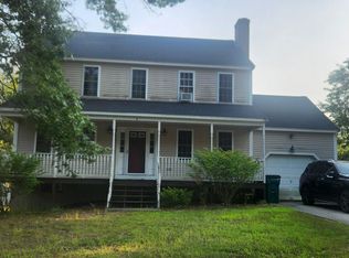 6 Mohawk Ave, Webster, MA 01570