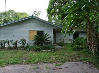 17713 Sunrise Dr, Lutz, FL 33549