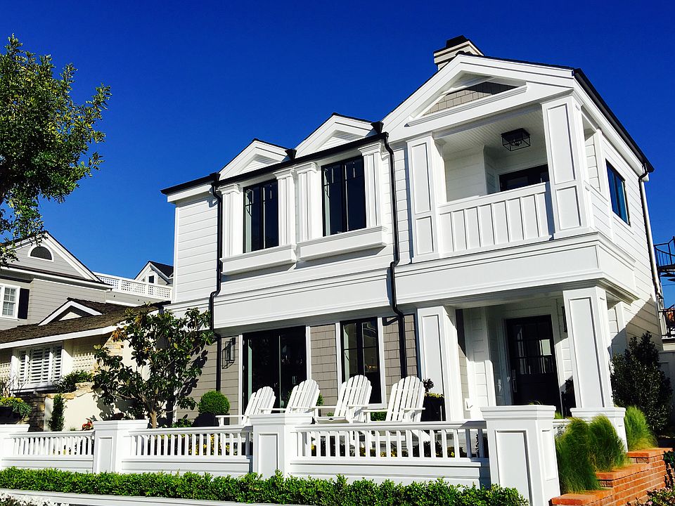 1st image of 228 Iris Ave