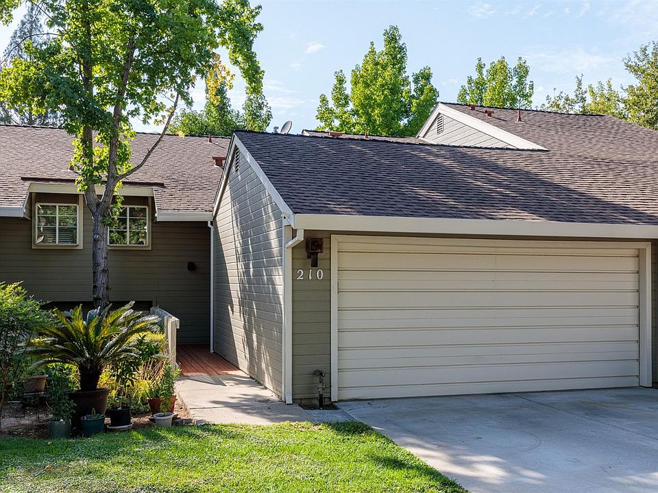 1st image of 210 Live Oak Cir #43