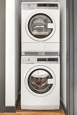 Rented by EXR | media 24