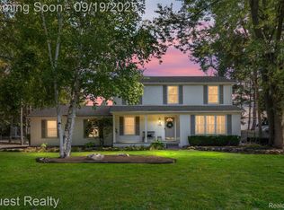 3141 Rockhaven Ave, Rochester Hills, MI 48309