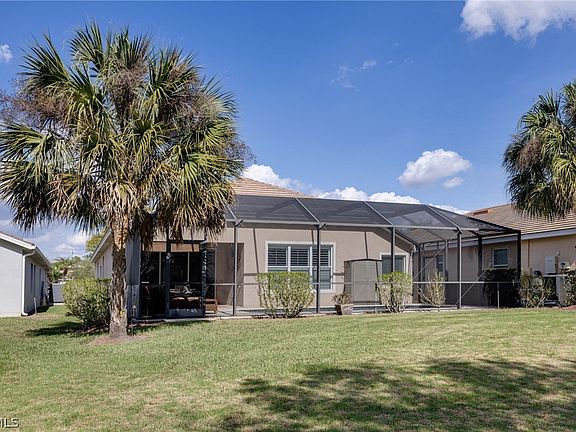 3rd image of 3259 Aralia Ct