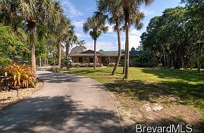 1st image of 4575 Carolwood Dr