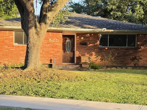 520 Westside Ct, Pasadena, TX 77502
