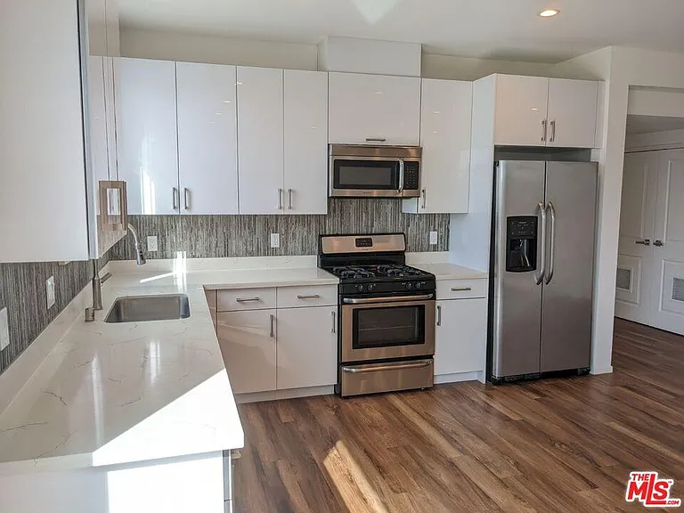 11260 Mississippi Ave #405 — Photo 10