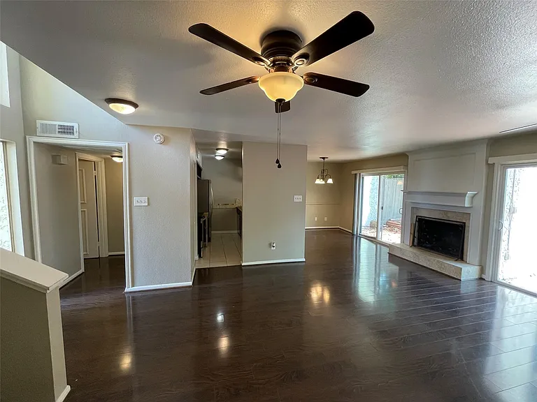 12315 Glenview Dr — Photo 5