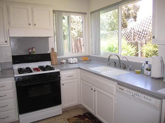 2nd image of 4028 Invierno Dr