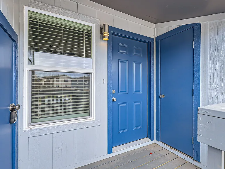 10208 Brownie Dr #D — Photo 3