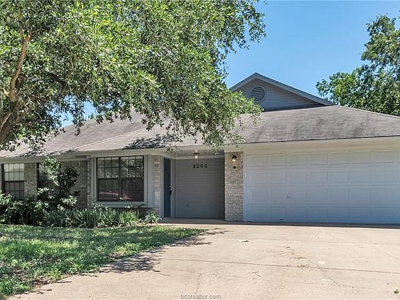 2nd image of 3204 Callie Cir