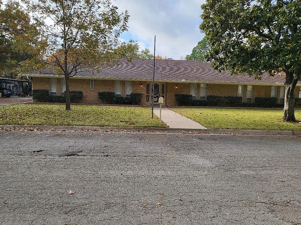 1st image of 501 Northridge St
