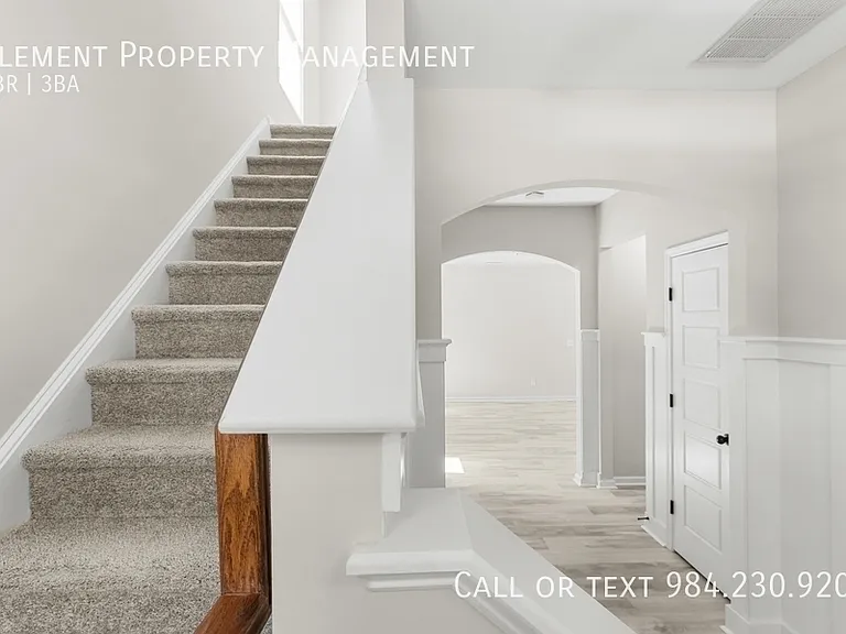 240 Quailwood Dr — Photo 18