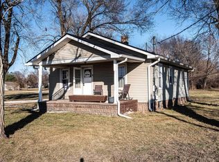 2320 S Henderson Rd, Vincennes, IN 47591