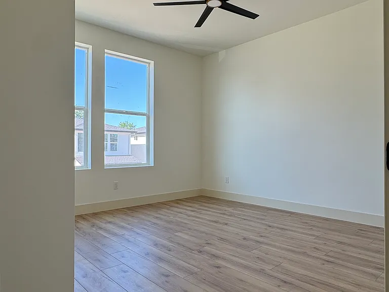 955 Olive Branch Pl — Photo 15