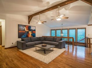 14349 Cypress Hill Dr, Chesterfield, MO 63017