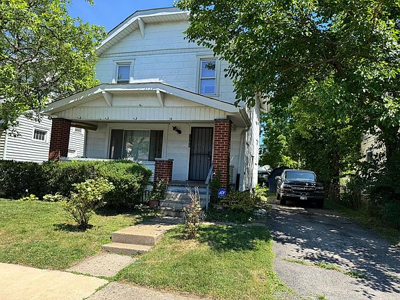 2nd image of 1398 Loretta Ave