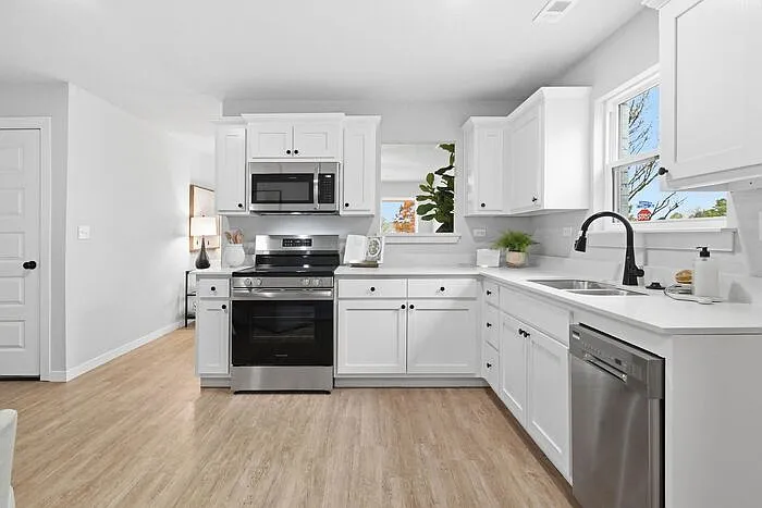 3427 N Ironwood Ave — Photo 17
