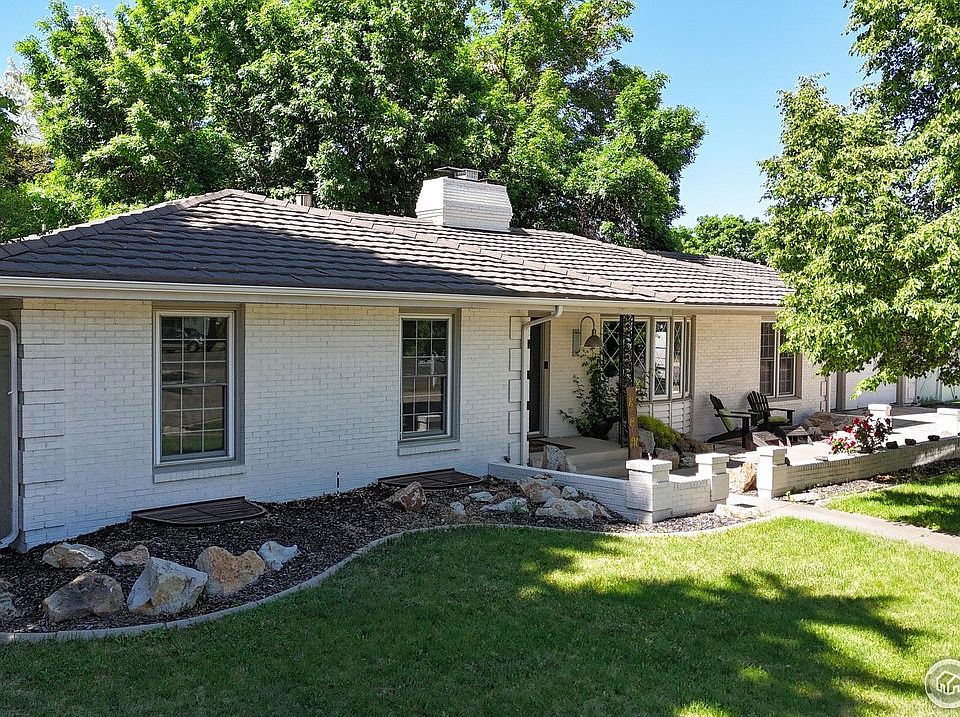 1st image of 1012 Commanche Dr