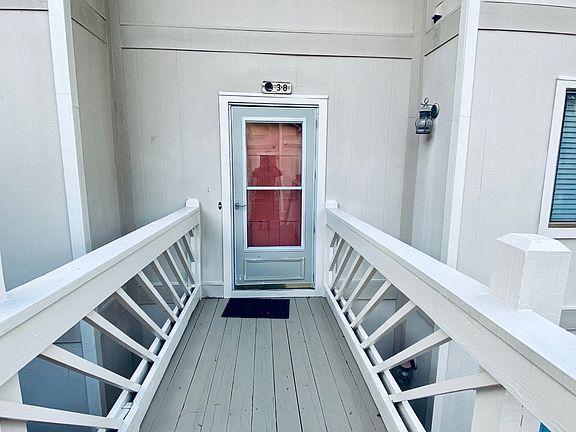 Front Exterior entry_11222022