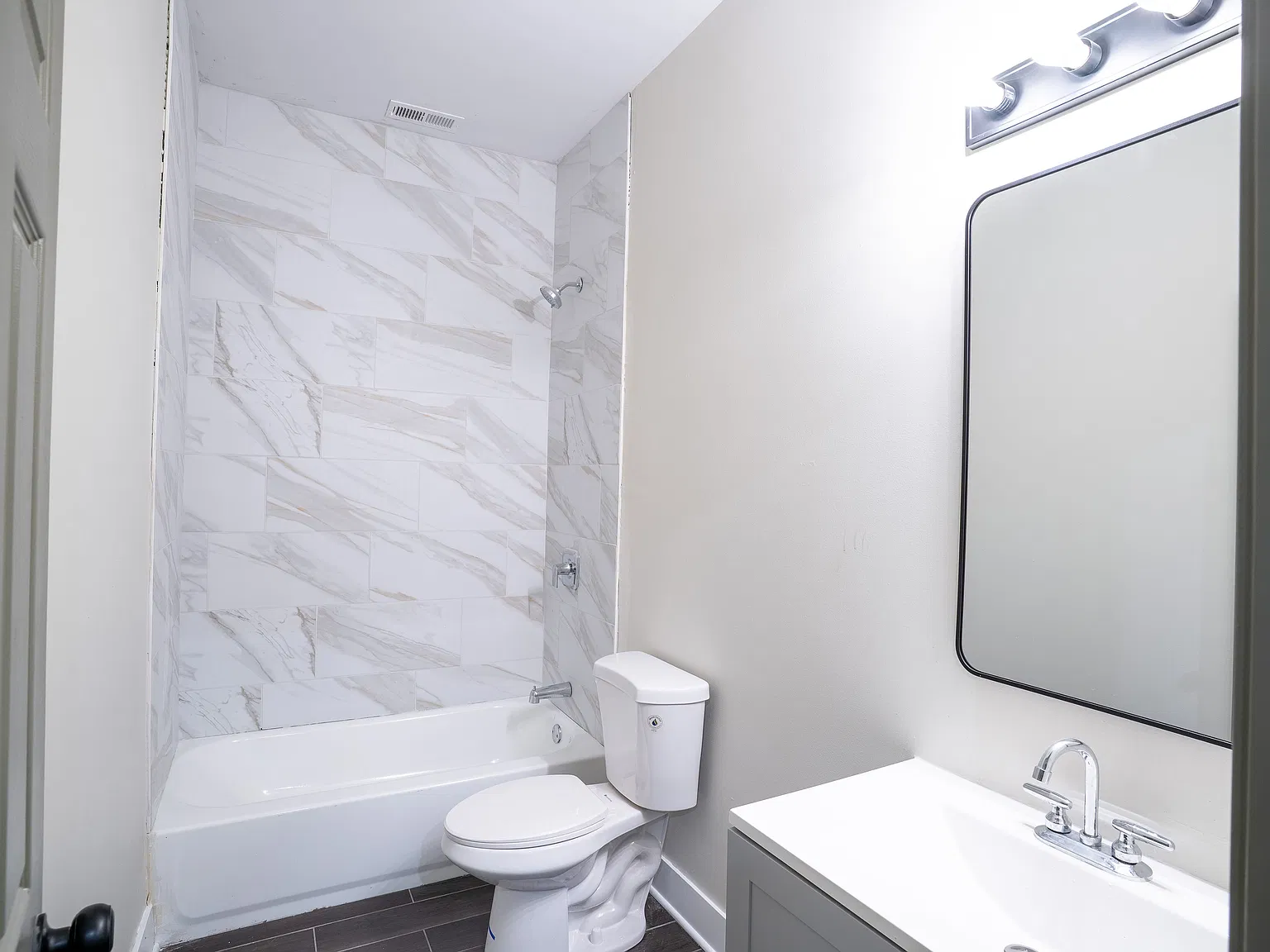 2 bed, $1,850 — Photo 4