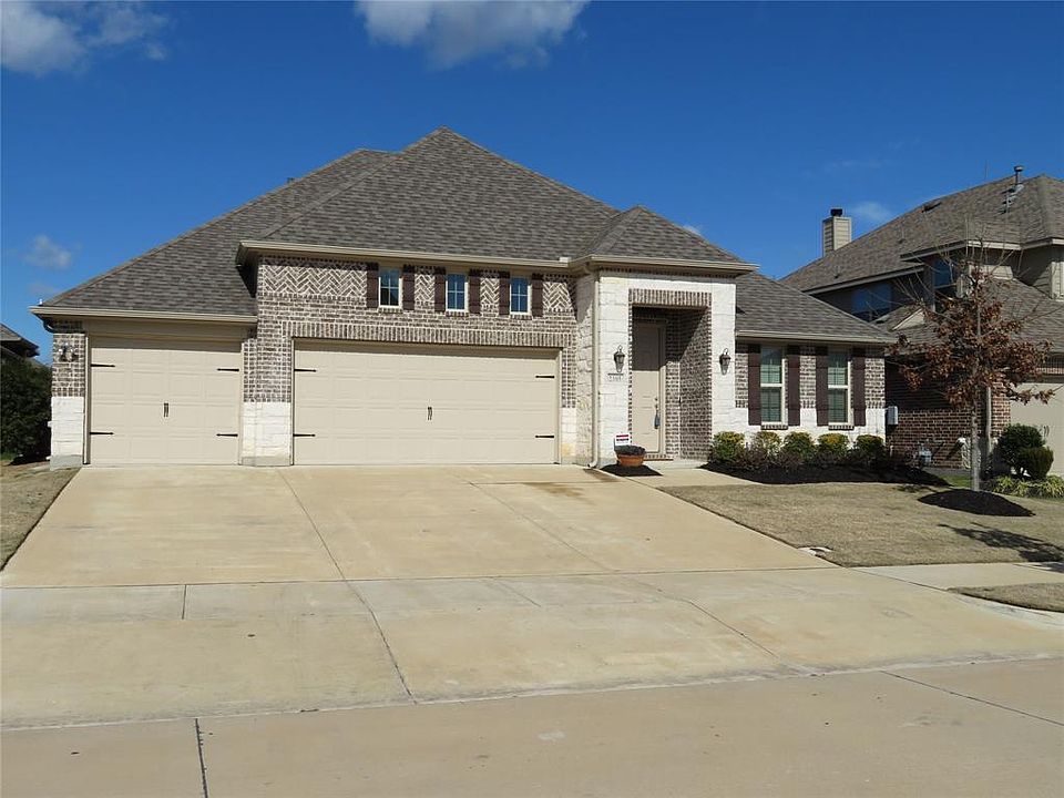 1st image of 2305 Brittany Ave