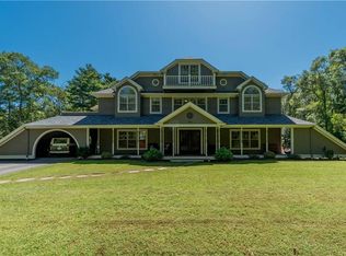 2 Shadow Wood Ln, Westport, MA 02790