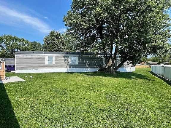 2nd image of 9005 Catskill Ct