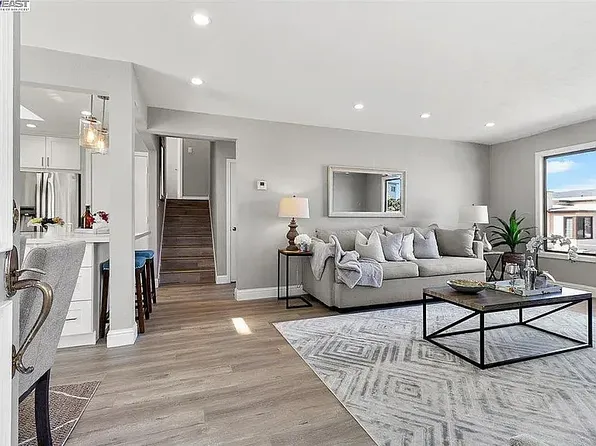 118 Dunman Way, South San Francisco, CA 94080
