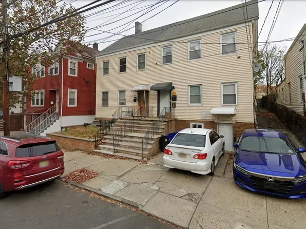 84 McAdoo Ave, Jersey City, NJ 07305
