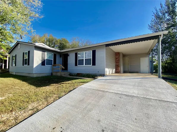 214 Hawthorne St, Steelville, MO 65565