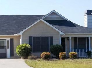 56 Lakeside Rd, Williamson, GA 30292