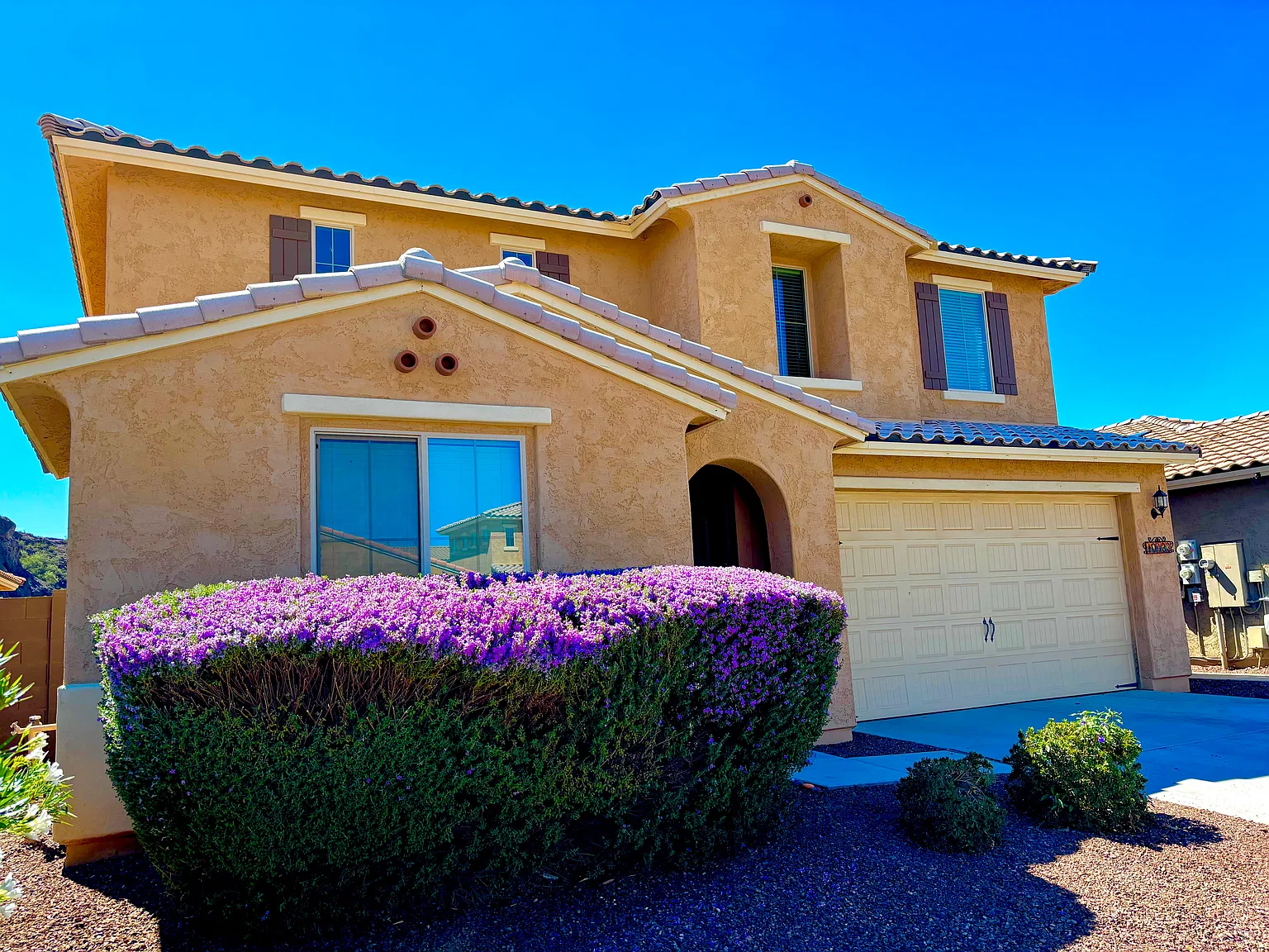 5 bed, 3.5 bath, 3534 sqft, $3,000 — Photo 1